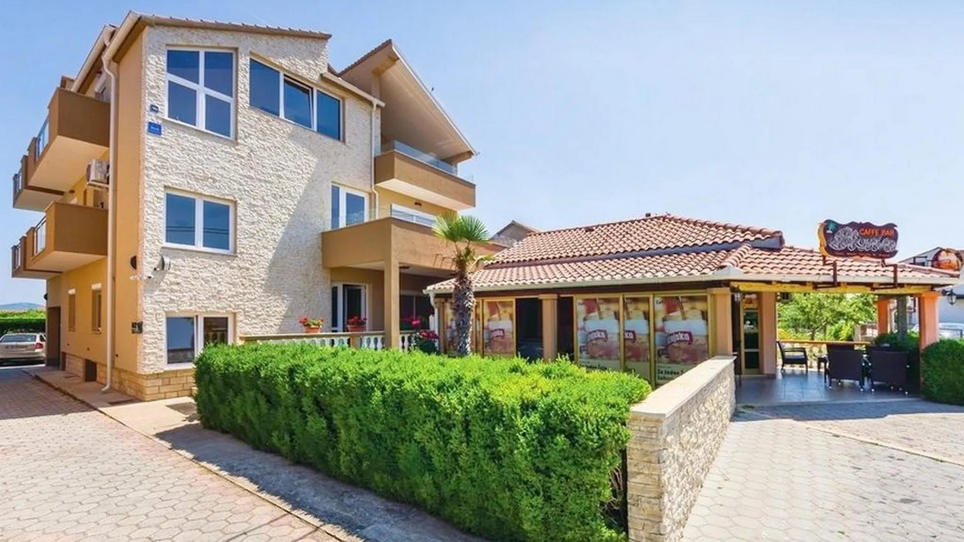 Apartments Bozena Биоград-на-Мору